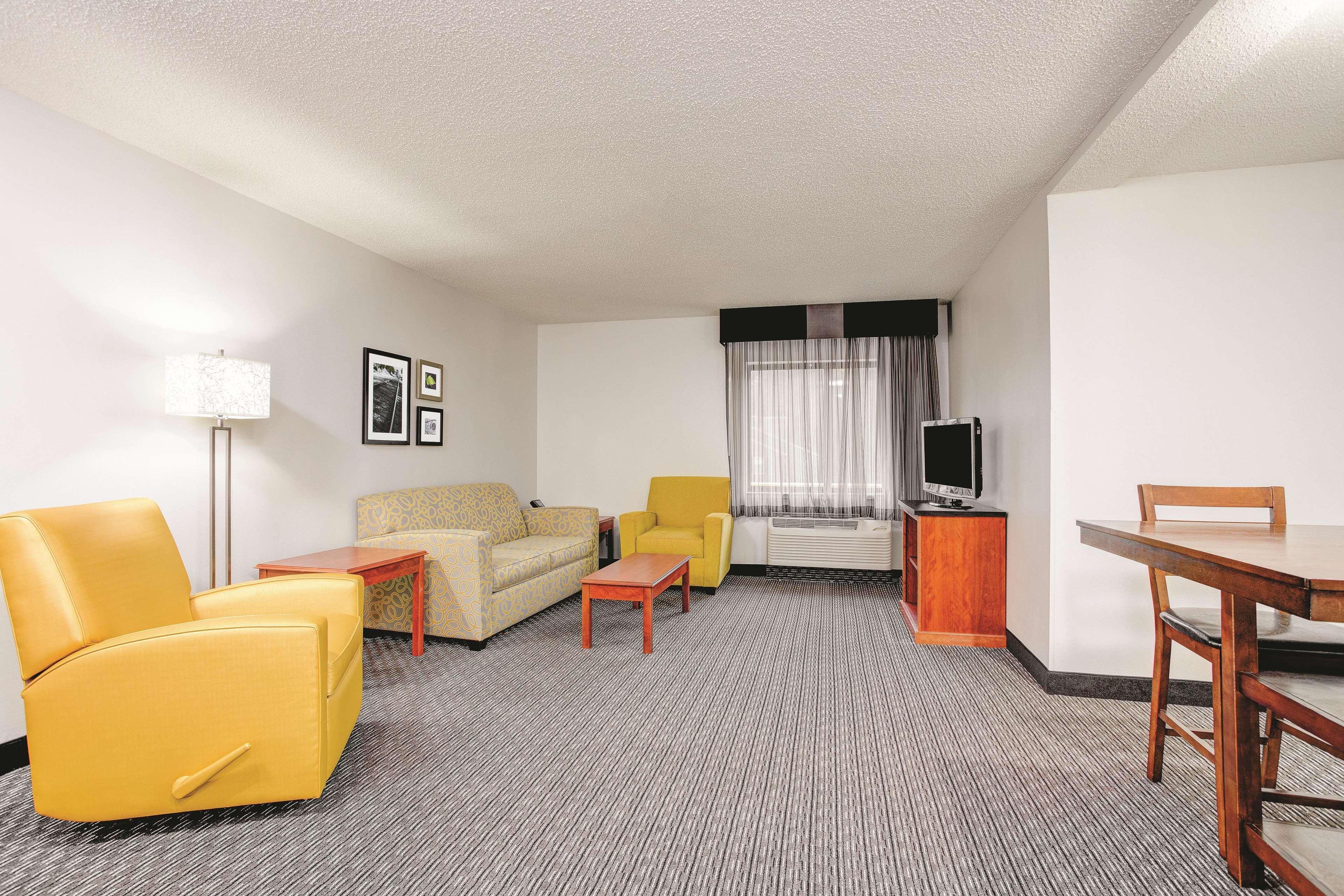 Hotel La Quinta By Wyndham Atlanta Roswell Esterno foto
